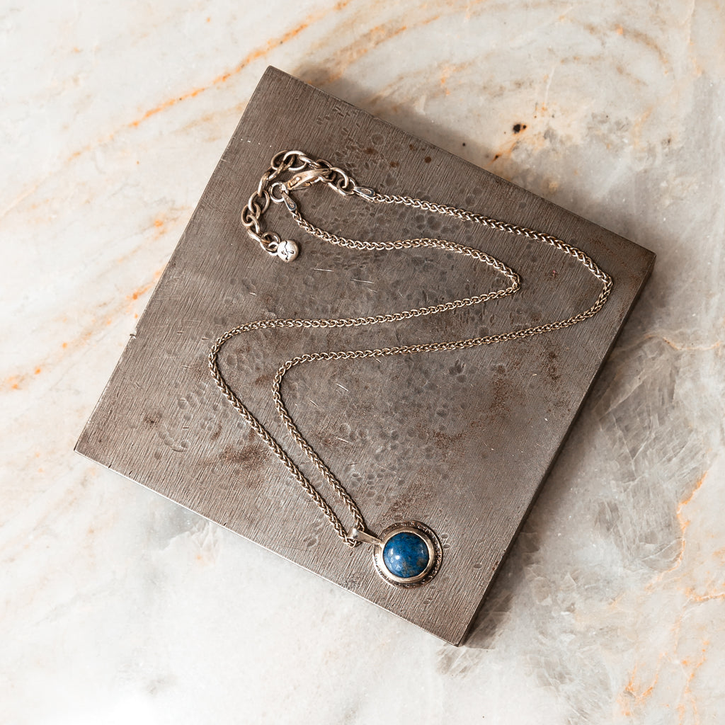 unique blue stone necklace