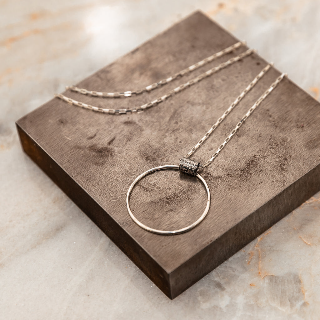 silver everyday necklace