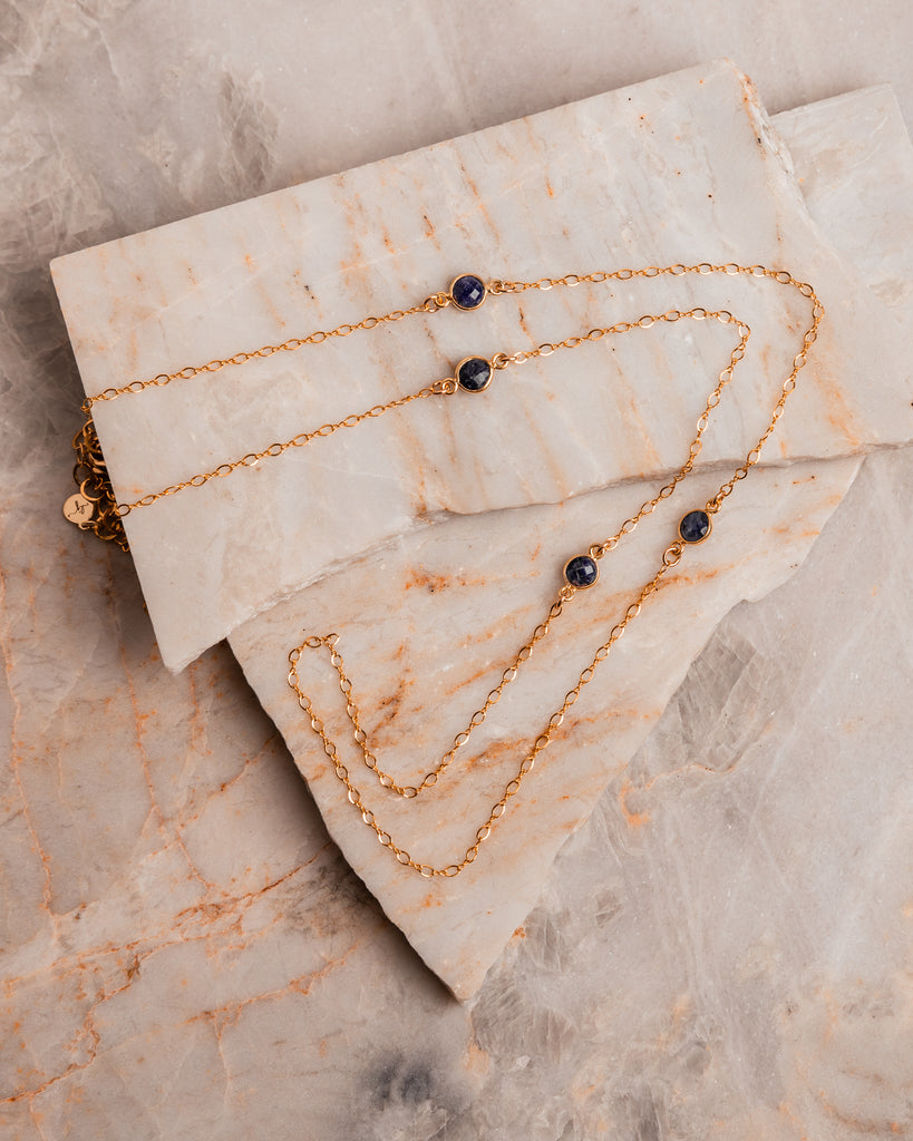 gold sapphire necklace