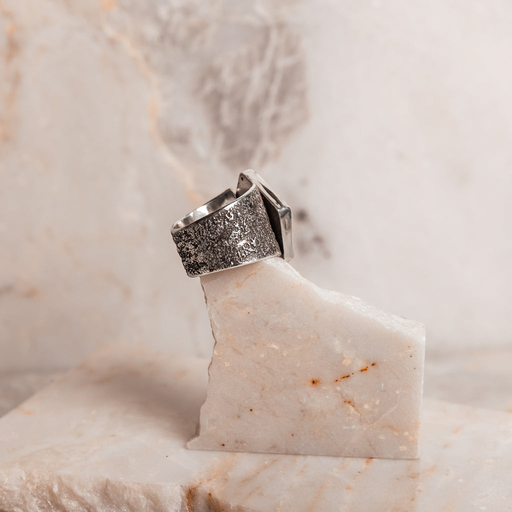 silver statement ring
