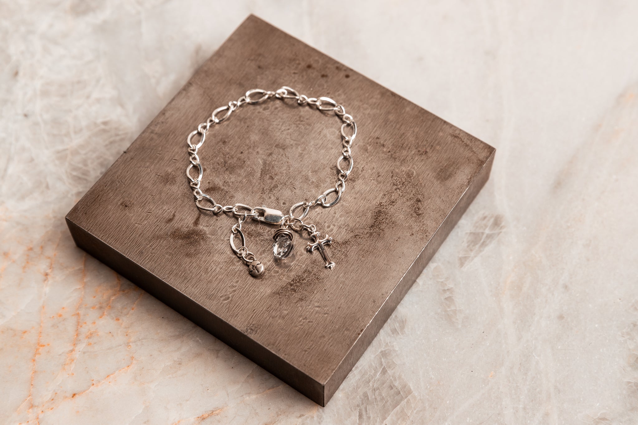 DUO JEWELLERY Bracelet brac775 | Silver Cross Charm Bracelet | Duo Jewellery