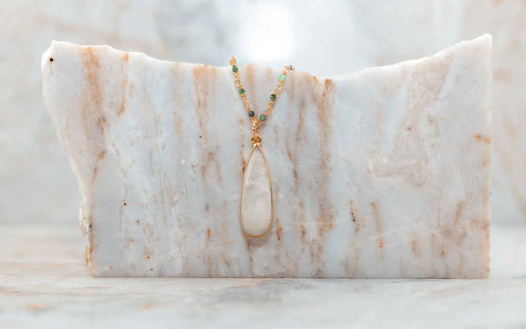 beautiful moonstone necklace