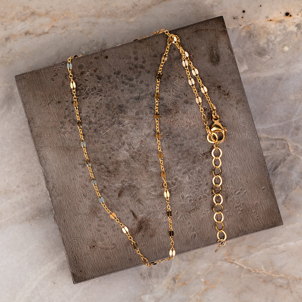 pretty gold chain necklace