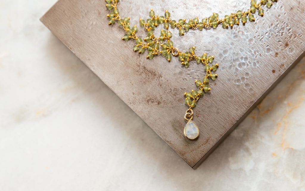 peridot beaded necklace