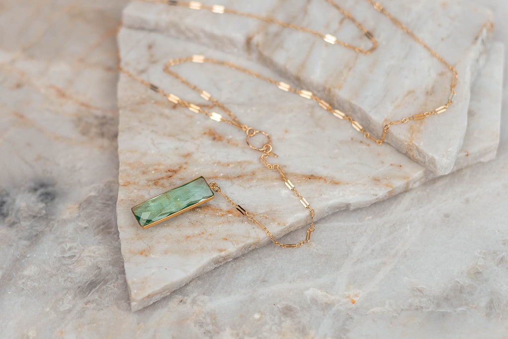 pretty gemstone necklace