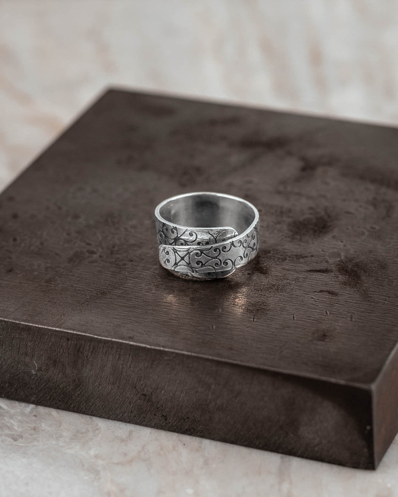 wraparound silver ring