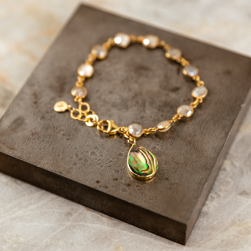 unique moonstone bracelet